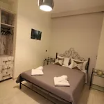 Santa Barbara Lakis Appart hôtel Perivólion