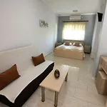 Appart hôtel Santa Barbara Lakis 4*