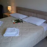 Appart hôtel Santa Barbara Lakis