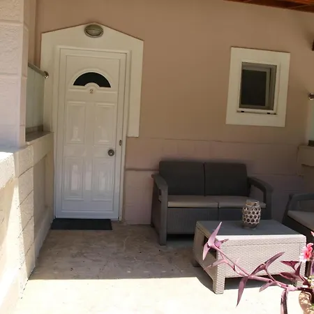 Santa Barbara Lakis Appart hôtel
