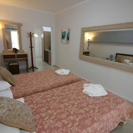 Appart hôtel Santa Barbara Lakis 3*