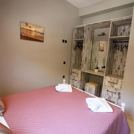 Santa Barbara Lakis Appart hôtel