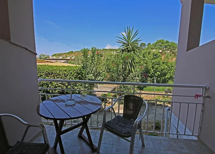 Santa Barbara Lakis 4*