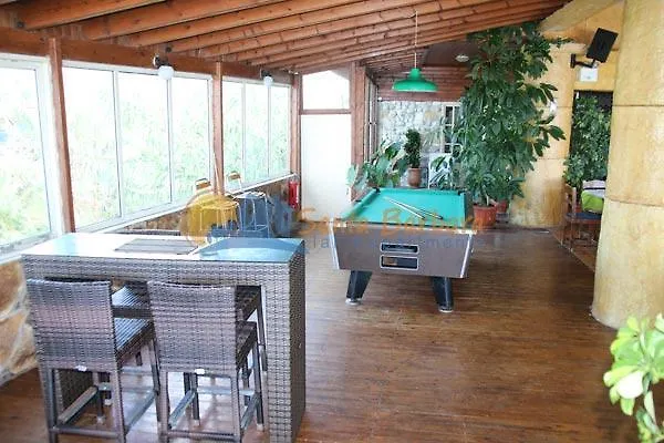 Santa Barbara Lakis 4*