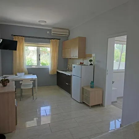 Santa Barbara Lakis Lejlighedshotel 4*