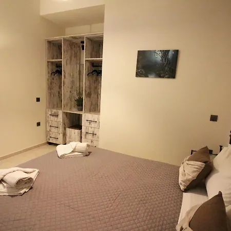 Lejlighedshotel Santa Barbara Lakis