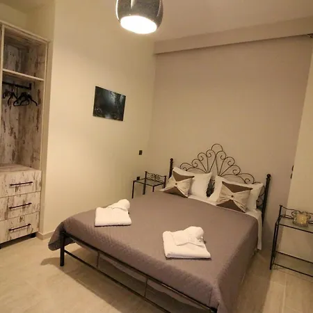 Santa Barbara Lakis Lejlighedshotel Perivólion