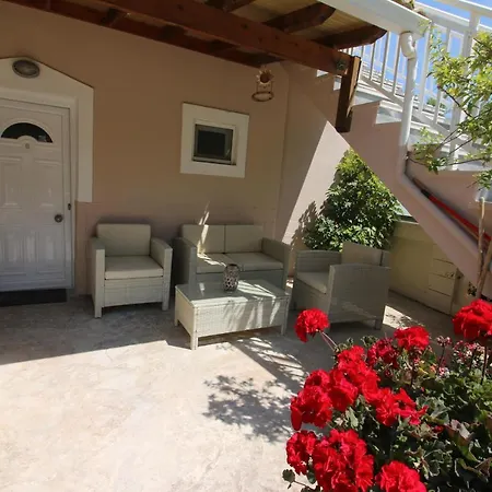 Lejlighedshotel Santa Barbara Lakis