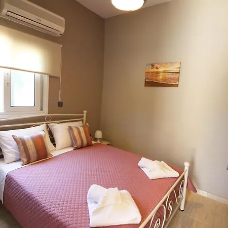 Santa Barbara Lakis 4*