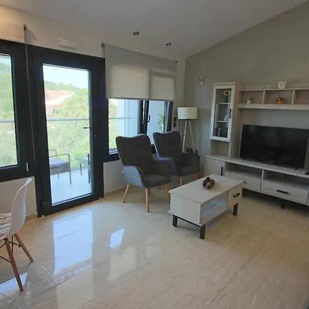 Santa Barbara Lakis 4*