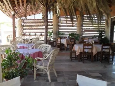 Santa Barbara Lakis Lejlighedshotel Perivólion