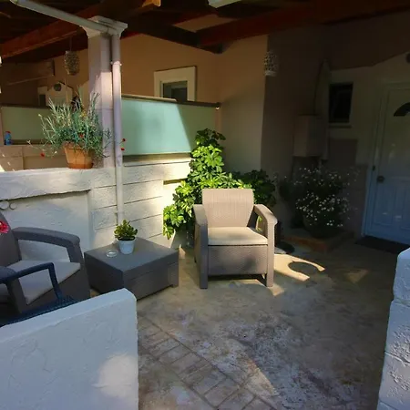 Lejlighedshotel Santa Barbara Lakis 4*