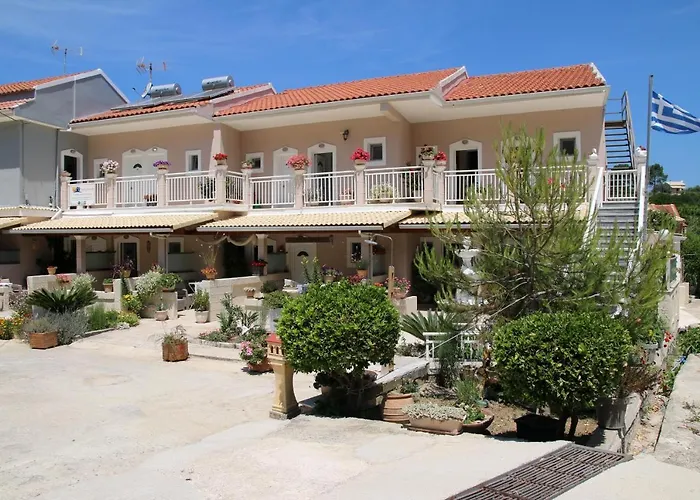 Lägenhetshotell Santa Barbara Lakis 4*
