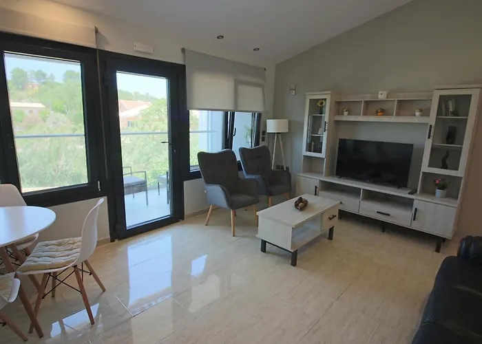 Santa Barbara Lakis 4*
