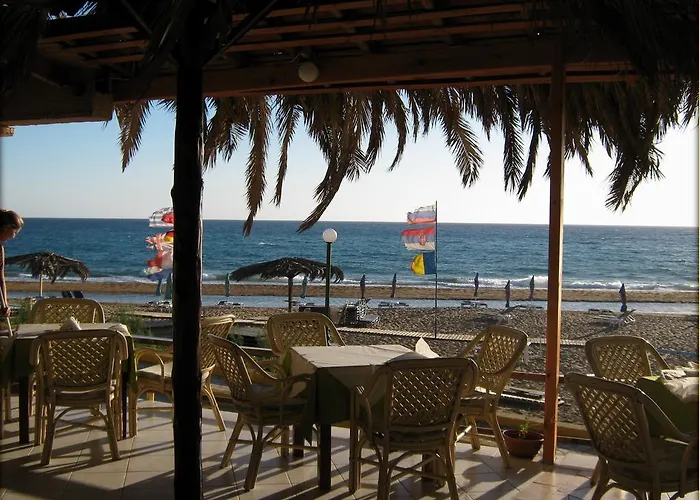 Lägenhetshotell Santa Barbara Lakis 4*