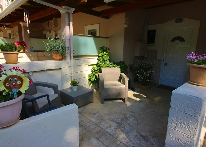 Lägenhetshotell Santa Barbara Lakis 4*